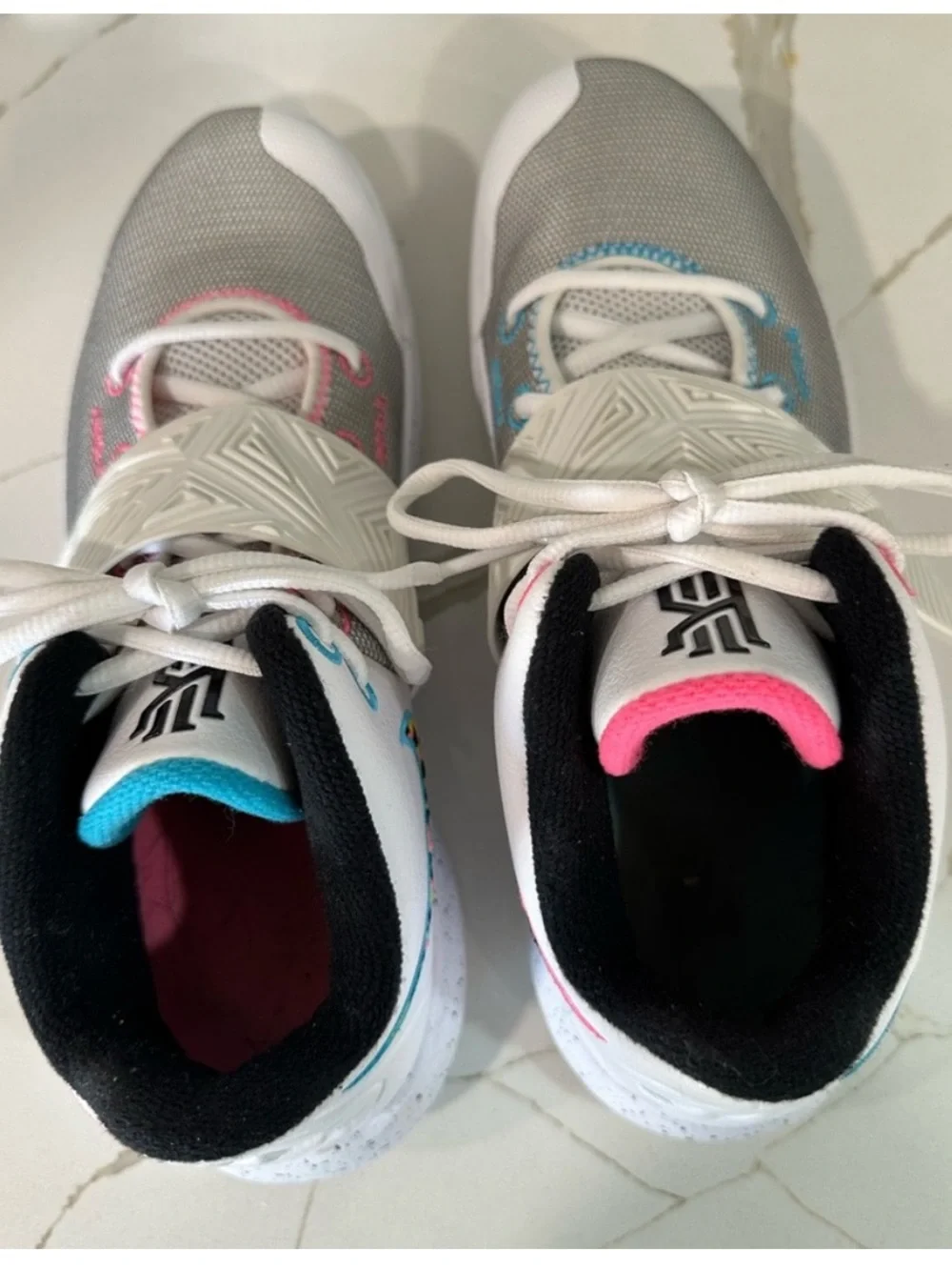 Nike Kyrie Flytrap 3 South Beach. Men’s Size 9. Color White.